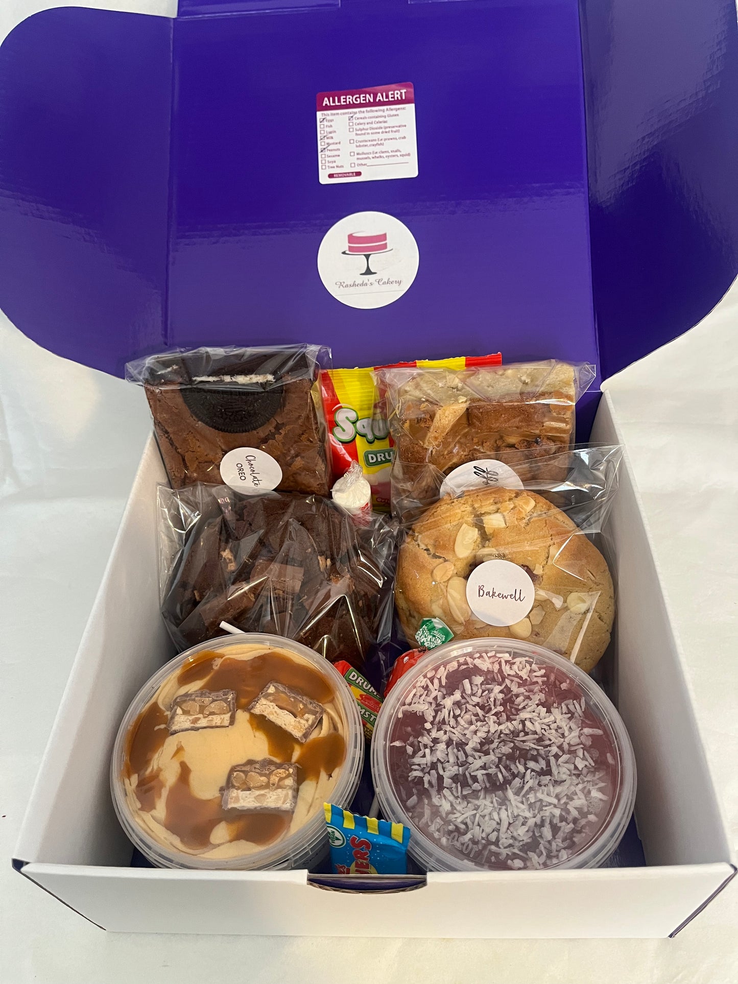 Famous Flavours Treat Box – Brownies, NYC Cookies & Cake Pots UK
